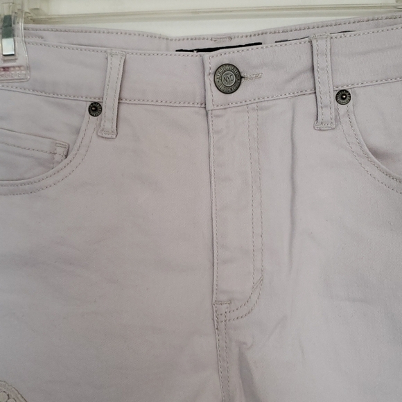 Aeropostale Shorts Womens 10 High Waisted Embroidered Beige - Picture 3 of 8